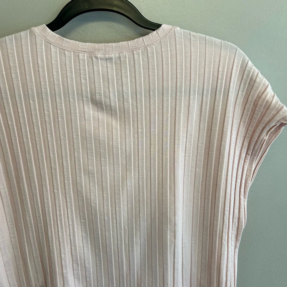 Eileen Fisher large ribbed crew neck top in soft blush pink